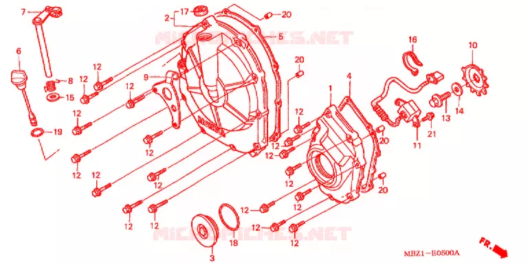 RIGHT CRANKCASE COVER Honda MOTO 600 HORNET 2000  CB600F2Y